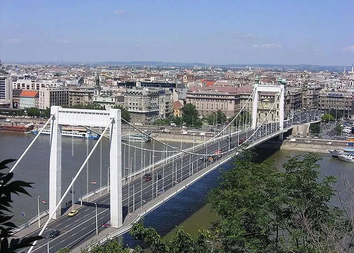 Petite Elegance Apartament *